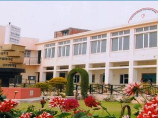 college campus front view 1489388253