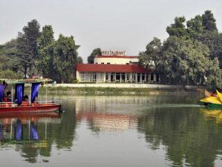 karna lake tourist resort