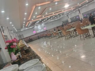 restaurant with food